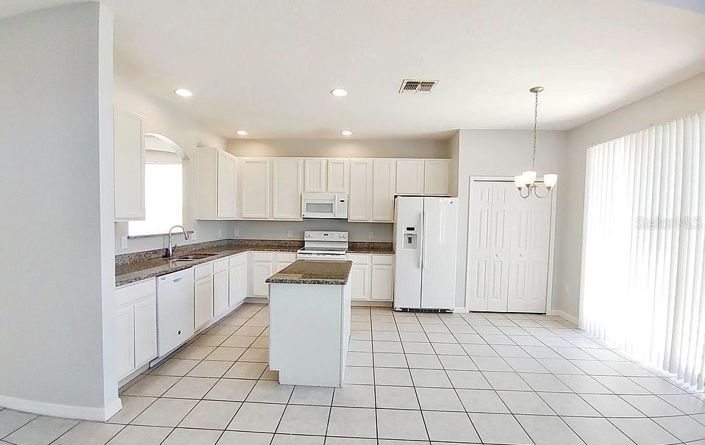 Image No.4-6 Bed House for sale