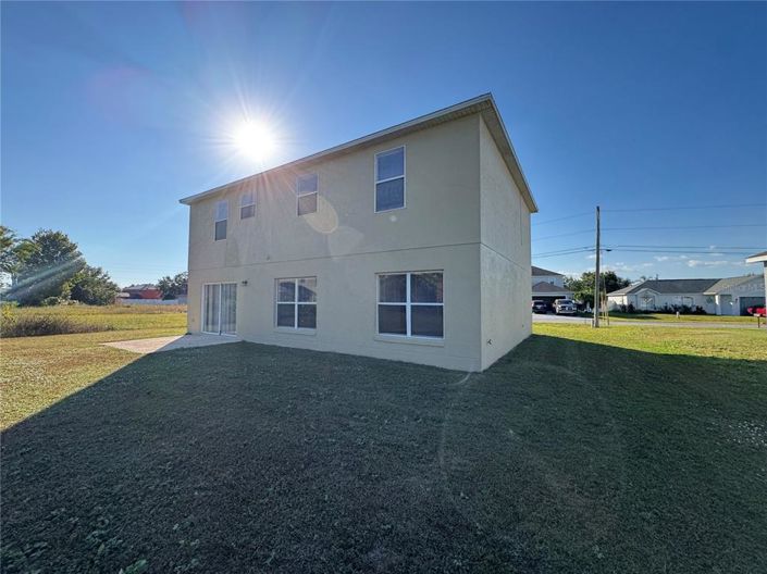 Image No.18-4 Bed House for sale