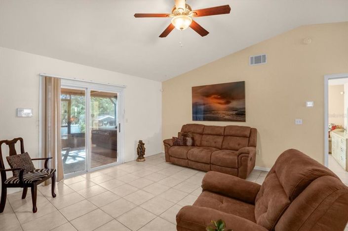 Image No.6-Maison de 3 chambres à vendre à Saint John