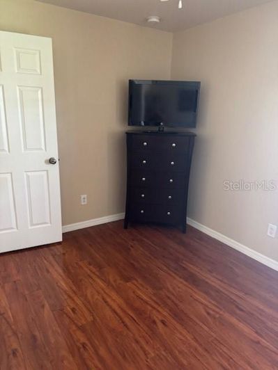 Image No.17-4 Bed House for sale