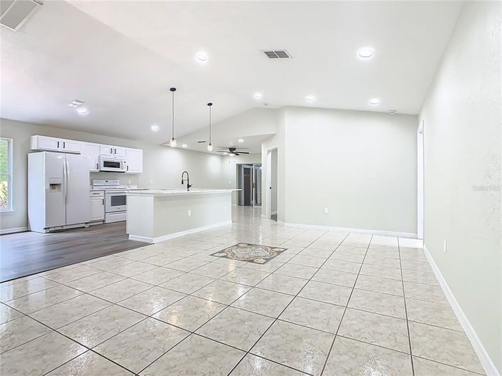 Image No.18-Maison de 4 chambres à vendre à Saint John