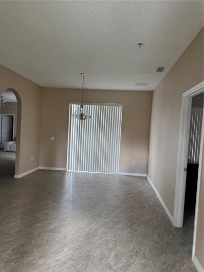 Image No.5-Maison de 4 chambres à vendre à Saint John