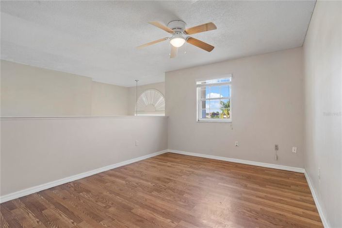 Image No.16-4 Bed House for sale