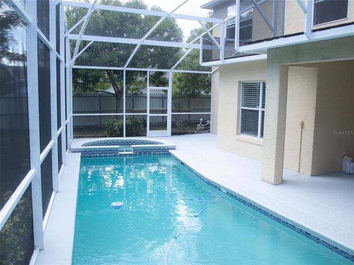 Image No.8-4 Bed House for sale