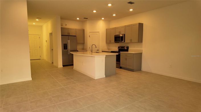 Image No.13-3 Bed Townhouse for sale