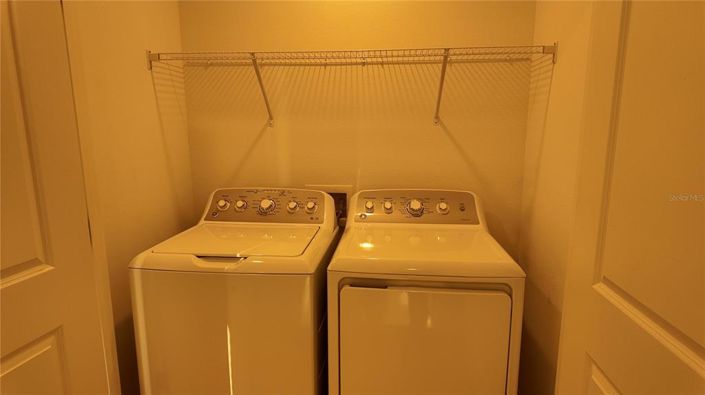 Image No.17-3 Bed Townhouse for sale