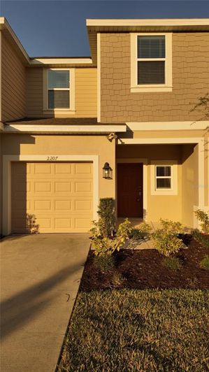 Image No.2-3 Bed Townhouse for sale