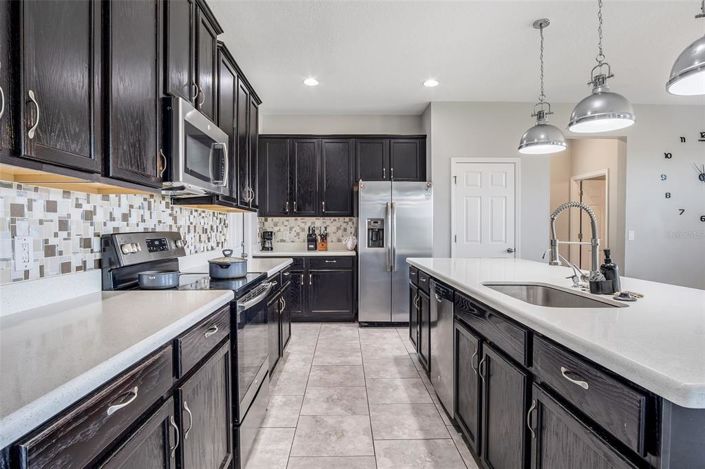 Image No.12-5 Bed House for sale