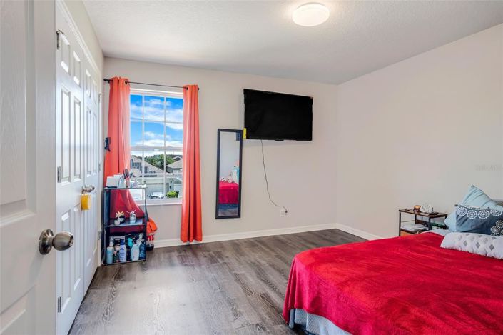 Image No.23-5 Bed House for sale