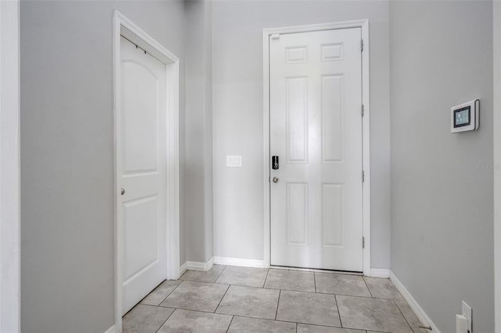 Image No.9-5 Bed House for sale