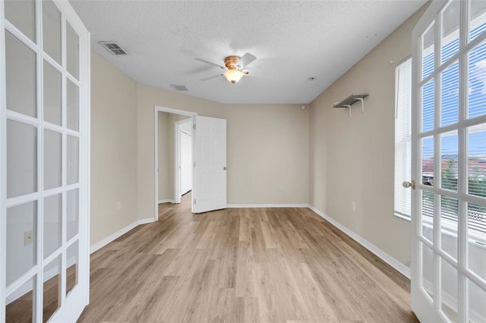 Image No.20-4 Bed House for sale