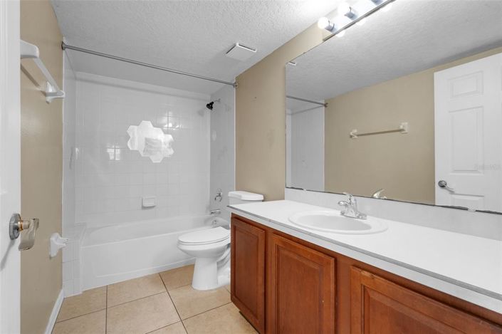 Image No.28-4 Bed House for sale