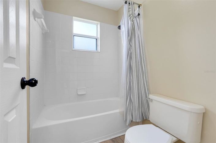 Image No.35-4 Bed House for sale