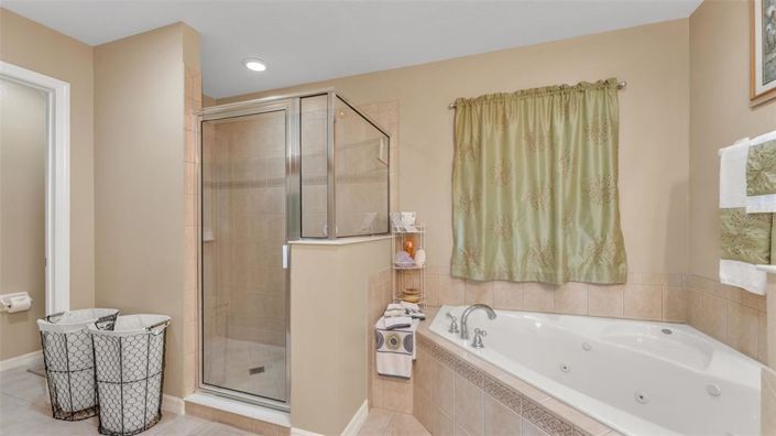 Image No.30-5 Bed House for sale