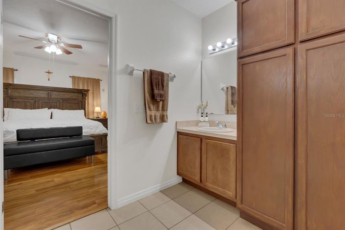 Image No.19-3 Bed House for sale