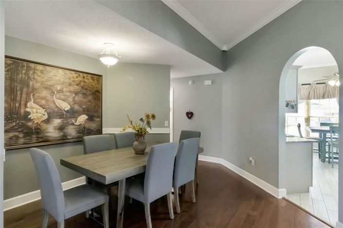 Image No.11-3 Bed House for sale