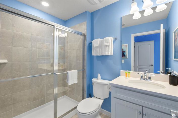 Image No.26-5 Bed Townhouse for sale