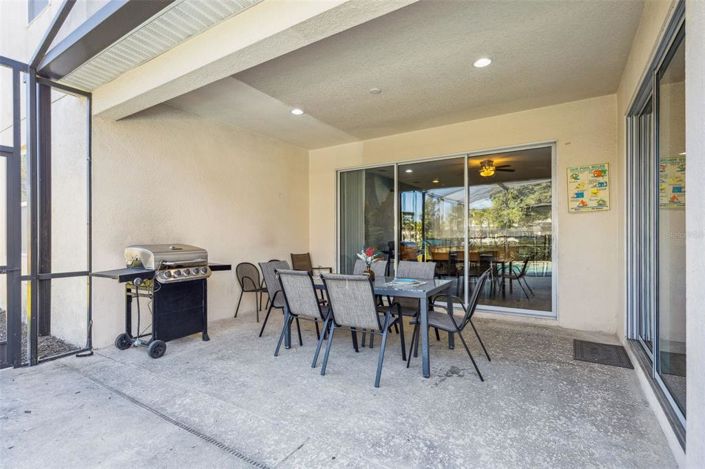 Image No.53-13 Bed House for sale