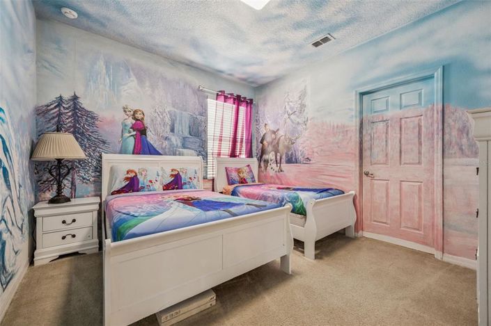 Image No.7-13 Bed House for sale