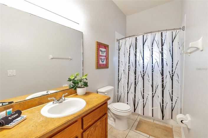 Image No.6-2 Bed Townhouse for sale