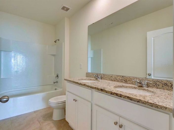 Image No.29-5 Bed House for sale