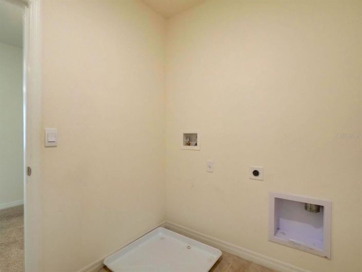 Image No.30-5 Bed House for sale