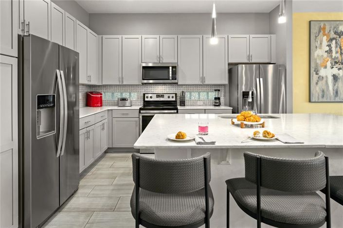 Image No.13-11 Bed House for sale