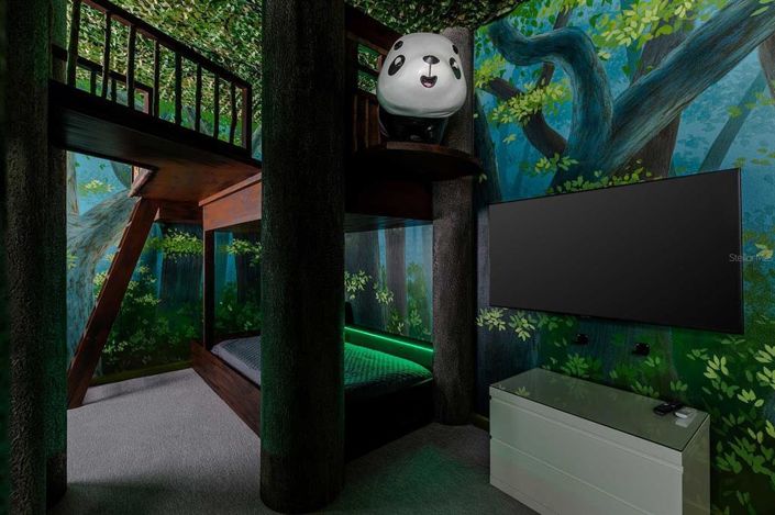 Image No.35-11 Bed House for sale