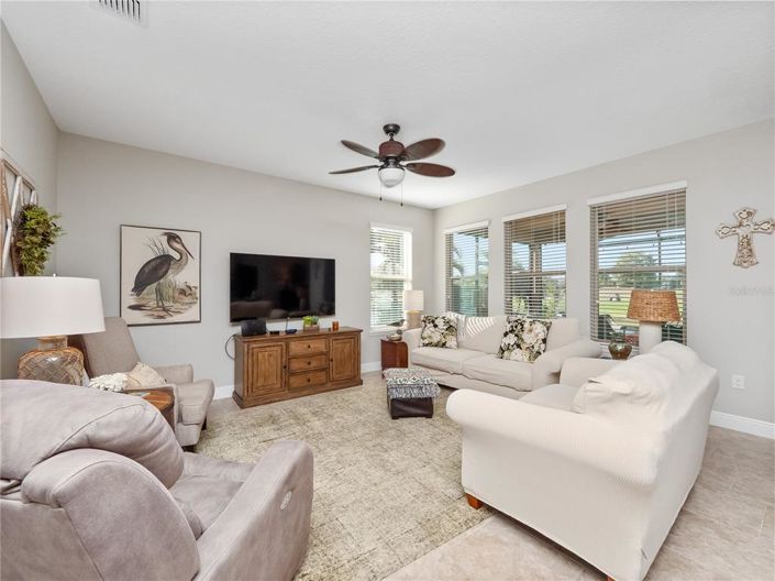 Image No.4-4 Bed House for sale