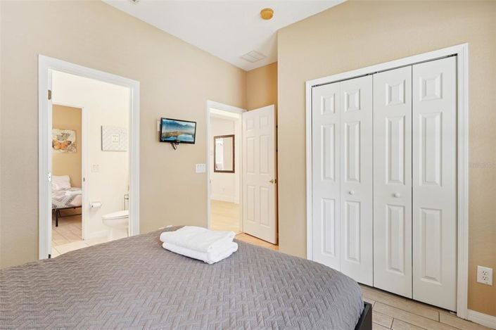 Image No.16-4 Bed House for sale