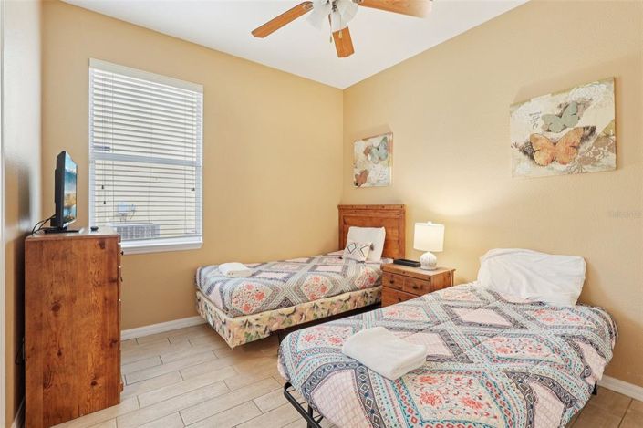 Image No.19-4 Bed House for sale