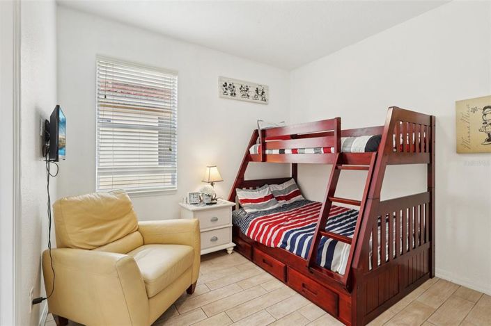 Image No.23-4 Bed House for sale