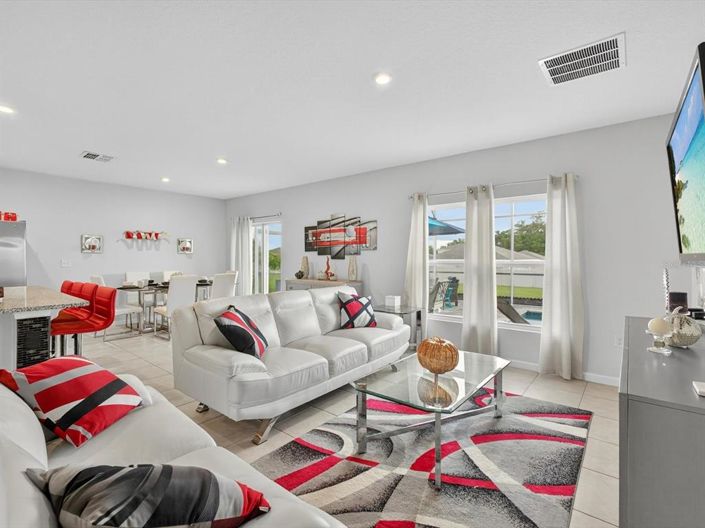 Image No.9-4 Bed House for sale