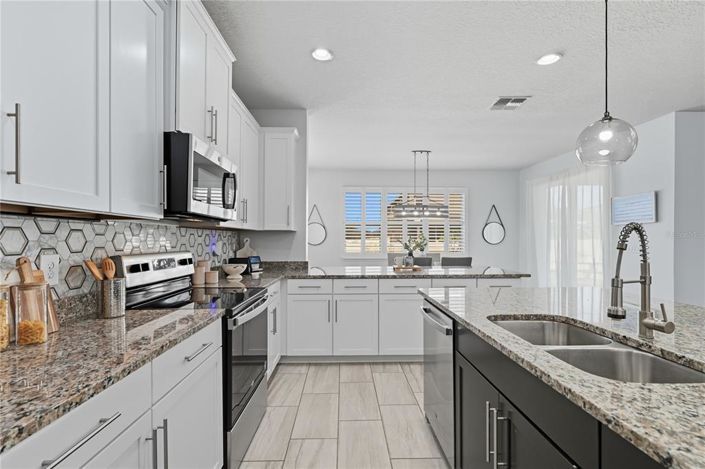 Image No.7-4 Bed House for sale