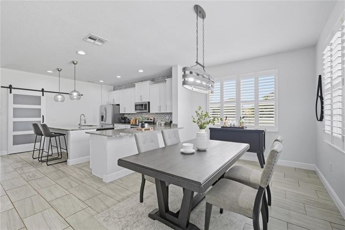 Image No.8-4 Bed House for sale