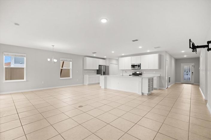 Image No.14-4 Bed House for sale