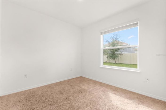 Image No.3-4 Bed House for sale