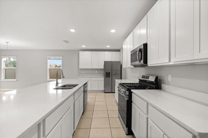 Image No.7-4 Bed House for sale