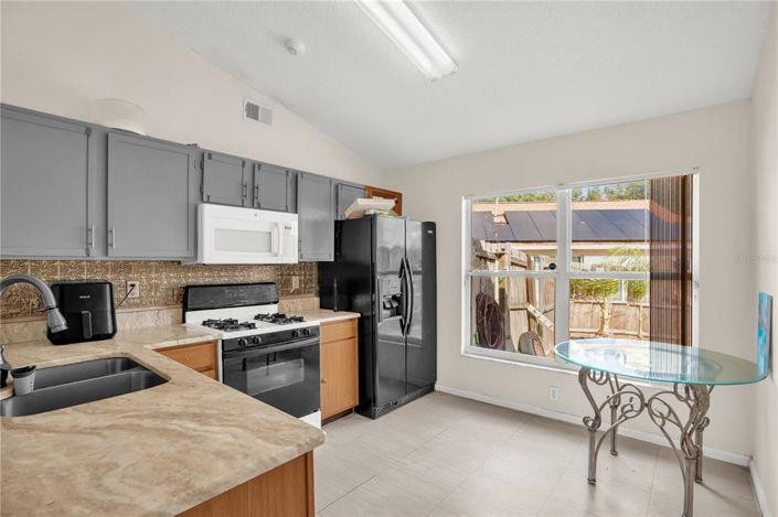 Image No.6-Maison de 3 chambres à vendre à Saint John