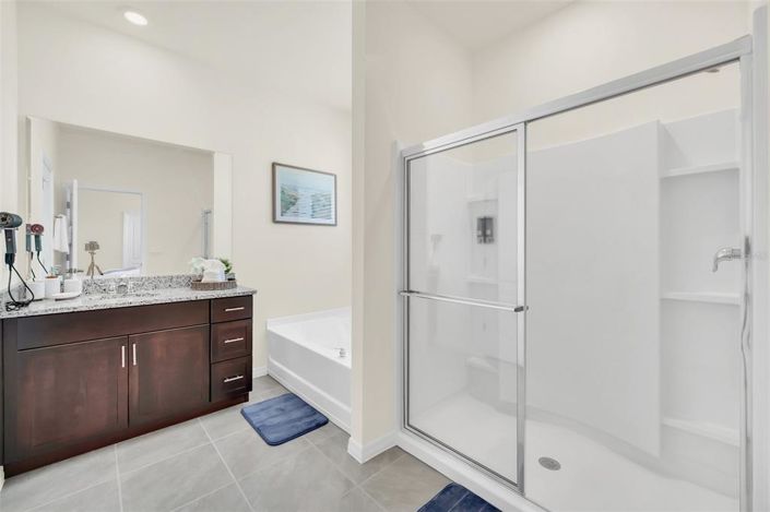 Image No.26-6 Bed House for sale