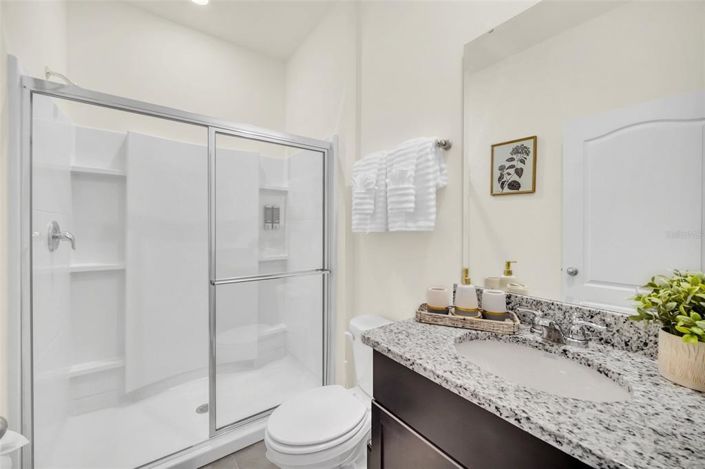 Image No.30-6 Bed House for sale