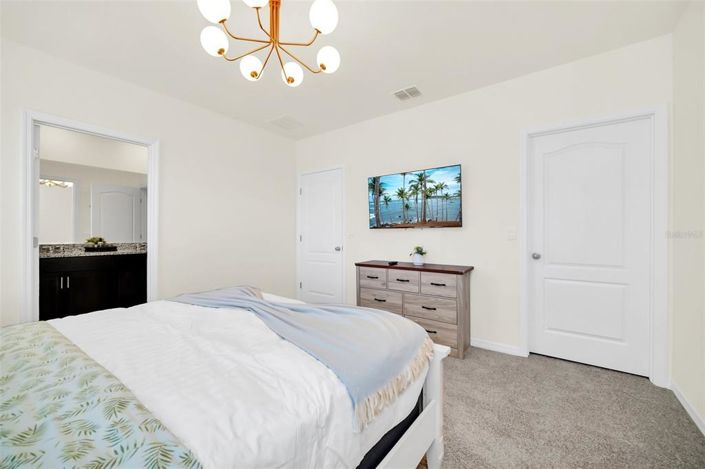 Image No.39-6 Bed House for sale