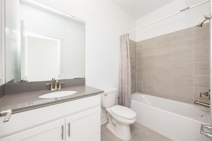 Image No.16-4 Bed House for sale