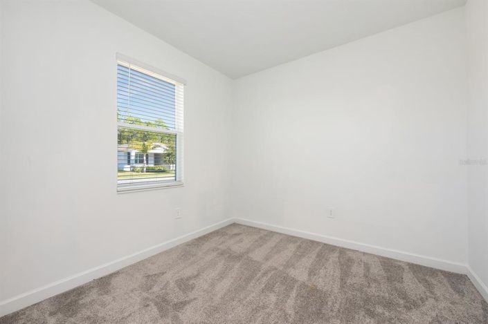 Image No.18-4 Bed House for sale