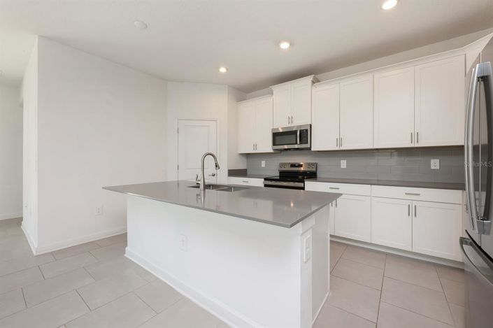 Image No.9-4 Bed House for sale