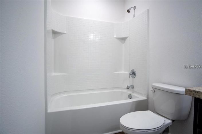 Image No.16-3 Bed Townhouse for sale