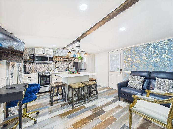 Image No.21-3 Bed House for sale