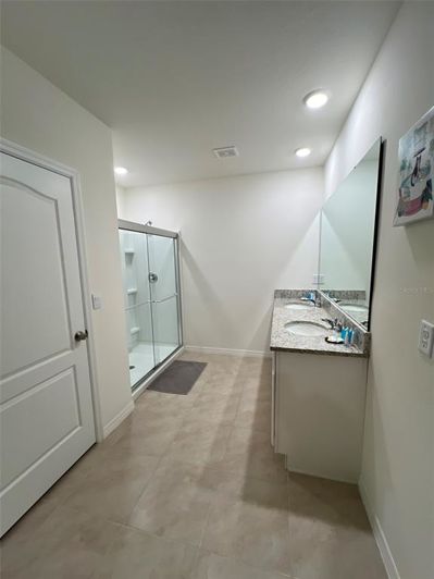 Image No.9-3 Bed House for sale