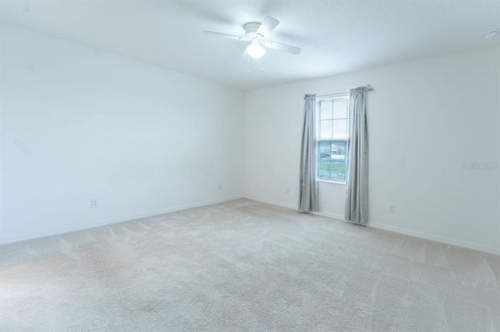 Image No.20-Maison de ville de 4 chambres à vendre à Saint John