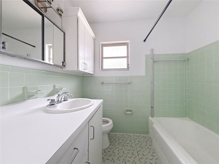 Image No.15-3 Bed House for sale